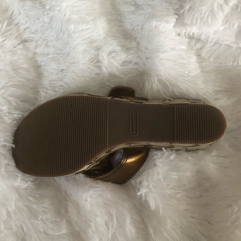 Coach designer wedge sandals - Picture 3 of 3